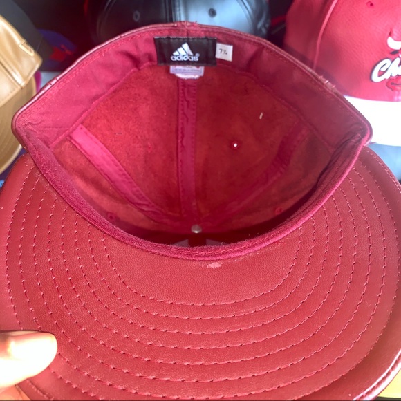 Adidas Leather Cleveland Cavaliers Fitted Hat - Picture 3 of 3